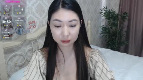 Aya online show from January 11, 11:12 am