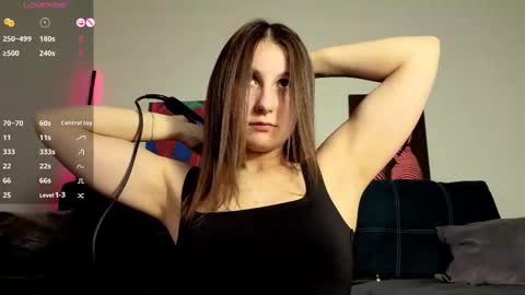 trixibell online show from February 28, 6:14 am