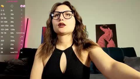 trixibell online show from March 6, 5:48 am