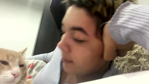 Snapshot of trixie_tangg chatting on January 11, 3:23 am Kitty online show from January 11, 3:23 am