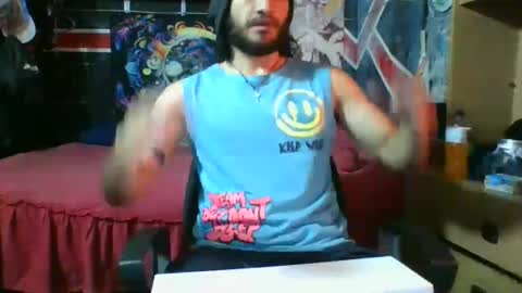 Snapshot of trizquelmen chatting on October 3, 5:32 pm Andrew online show from October 3, 5:32 pm