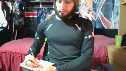 Snapshot of trizquelmen chatting on October 29, 2:41 pm Andrew online show from October 29, 2:41 pm