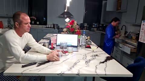 Snapshot of trojanswingers chatting on March 1, 5:42 am trojanswingers online show from March 1, 5:42 am