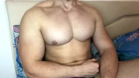 Troncq online show from February 11, 5:40 pm