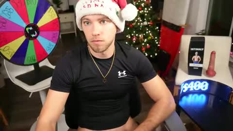 Snapshot of troy_greenxo chatting on December 23, 3:18 am Troy Green online show from December 23, 3:18 am
