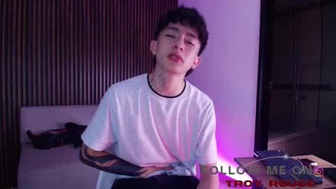 Troy online show from November 12, 7:24 pm