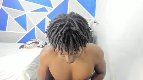 Snapshot of troy_stonee chatting on February 14, 2:47 pm troy_stonee online show from February 14, 2:47 pm