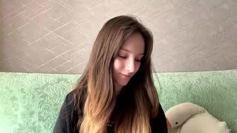 Hello Viola here   Help me to make 50 thumbs up 333 online show from March 7, 8:22 am