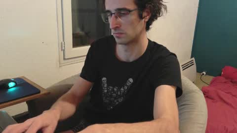 Snapshot of trucdeoufouf chatting on January 13, 9:09 pm trucdeoufouf online show from January 13, 9:09 pm