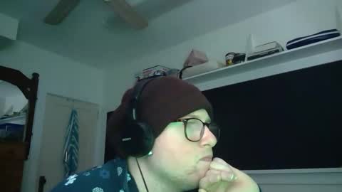 HandicappedLaugher online show from December 2, 5:48 am