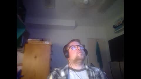 HandicappedLaugher online show from September 14, 6:01 am