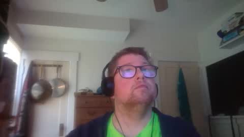 HandicappedLaugher online show from October 4, 12:58 pm