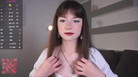 Snapshot of truegrace chatting on October 6, 7:00 pm Grace online show from October 6, 7:00 pm