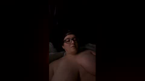 Snapshot of trukrbabe chatting on March 3, 1:56 am trukrbabe online show from March 3, 1:56 am