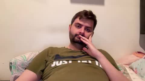 Snapshot of trustmelove chatting on December 17, 5:30 pm Trustmelove online show from December 17, 5:30 pm