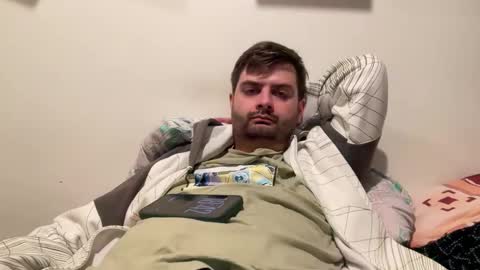 Snapshot of trustmelove chatting on December 19, 5:42 pm Trustmelove online show from December 19, 5:42 pm