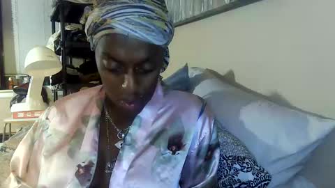 Snapshot of tsamberwhite007 chatting on November 5, 9:53 am Amber White online show from November 5, 9:53 am