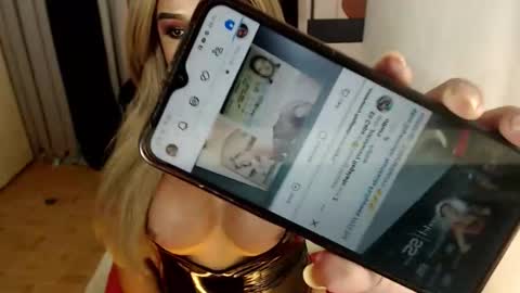 SEDUCTIVEmistresCUMS online show from January 24, 3:45 pm