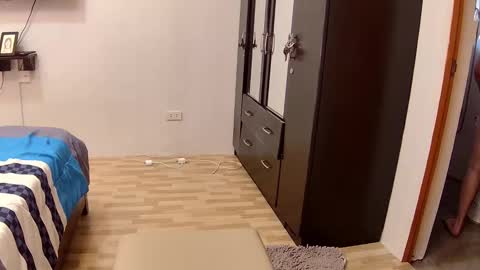 tsjosaaphrodite online show from March 25, 7:03 am