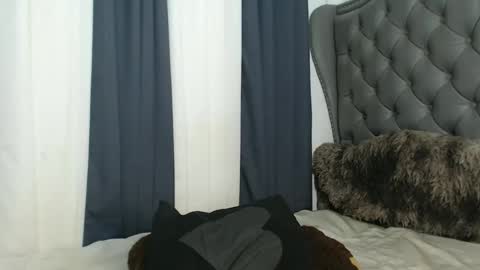 Snapshot of tskitty_girl chatting on March 6, 10:09 am tskitty_girl online show from March 6, 10:09 am
