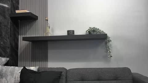 Lexi Longg online show from March 4, 2:17 am