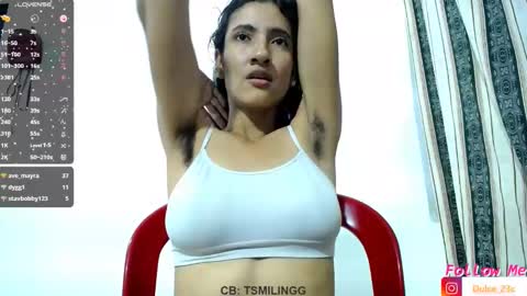 Snapshot of tsmilingg chatting on February 21, 11:54 pm Dulce online show from February 21, 11:54 pm