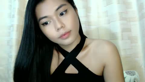 Snapshot of tspaulyn chatting on December 5, 9:28 pm Paulyn online show from December 5, 9:28 pm