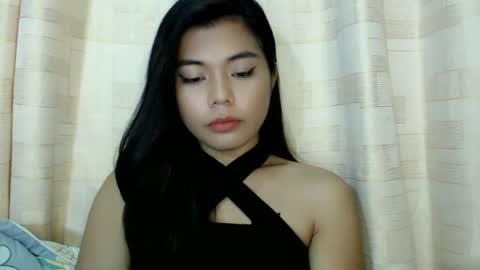 Snapshot of tspaulyn chatting on December 6, 3:41 am Paulyn online show from December 6, 3:41 am