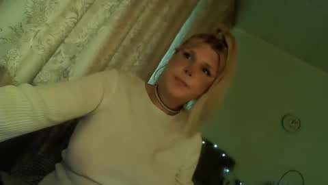 Annika online show from October 21, 9:10 am