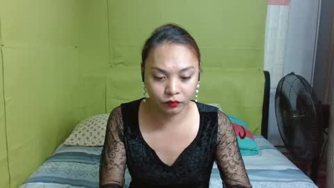 Snapshot of tssimplycutiets chatting on February 4, 10:10 am Kirei online show from February 4, 10:10 am