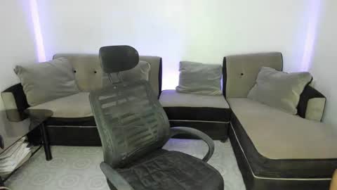 Snapshot of tsuncutjelay chatting on March 1, 4:22 pm JOIN TO MY FANCLUB I WILL GIVE SOME VIDEOS AND PIC online show from March 1, 4:22 pm