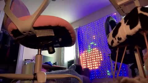 MOCHI NEXT DOOR online show from September 8, 5:45 pm