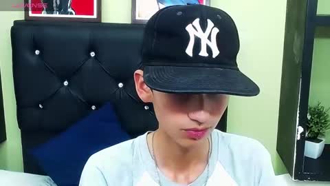 Snapshot of ttimy_x_boy chatting on January 18, 2:14 am ttimy online show from January 18, 2:14 am