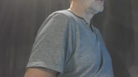 Snapshot of tubsy6868 chatting on October 29, 10:28 am tubsy6868 online show from October 29, 10:28 am