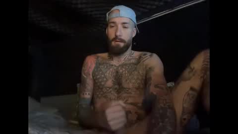 Snapshot of tuhands chatting on November 12, 8:04 am Tuhands online show from November 12, 8:04 am