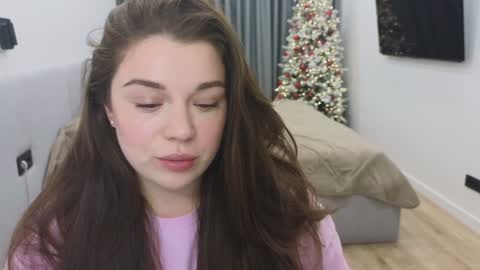 Snapshot of tutti_frutti_ chatting on December 29, 9:09 pm Ariana online show from December 29, 9:09 pm