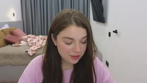 Snapshot of tutti_frutti_ chatting on February 13, 12:35 am Ariana online show from February 13, 12:35 am