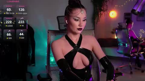 Snapshot of tv_miss chatting on December 20, 4:08 am Miss Veth online show from December 20, 4:08 am