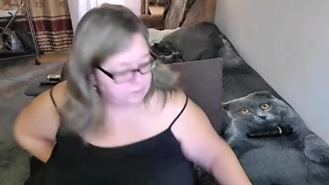 Lana online show from November 2, 12:35 am