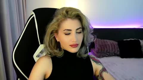 MayCarrey online show from March 9, 10:47 pm