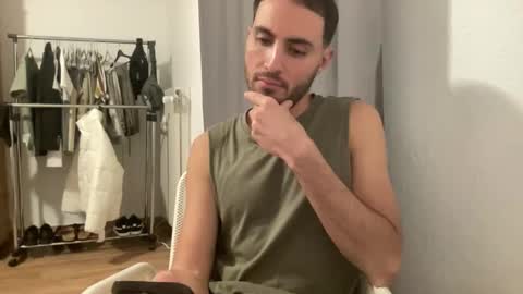 Snapshot of twikboy chatting on September 17, 9:05 pm Twinkboy online show from September 17, 9:05 pm