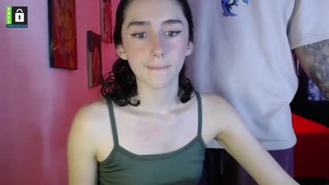 Snapshot of twinflamesxx chatting on January 15, 6:51 pm TwinFlamesXX online show from January 15, 6:51 pm