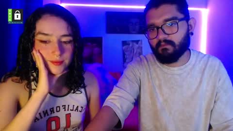 Snapshot of twinflamesxx chatting on February 20, 10:37 pm TwinFlamesXX online show from February 20, 10:37 pm