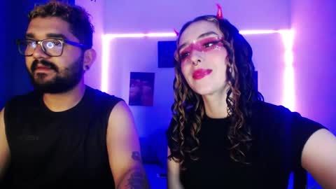 Snapshot of twinflamesxx chatting on September 11, 10:43 pm TwinFlamesXX online show from September 11, 10:43 pm