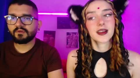 Snapshot of twinflamesxx chatting on September 20, 2:18 pm TwinFlamesXX online show from September 20, 2:18 pm