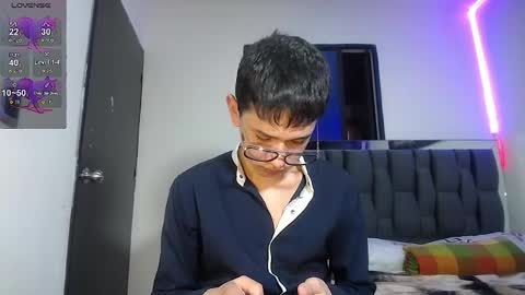 Snapshot of twink_daren chatting on February 28, 7:46 pm Mr Daren online show from February 28, 7:46 pm