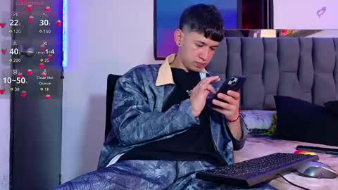 Snapshot of twink_daren chatting on September 8, 4:39 pm Mr Daren online show from September 8, 4:39 pm