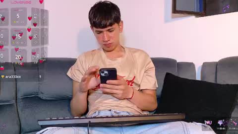 Snapshot of twink_daren chatting on October 3, 5:10 pm Mr Daren online show from October 3, 5:10 pm