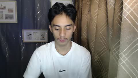 Snapshot of twink_hairyass69 chatting on March 9, 1:48 pm Aladin online show from March 9, 1:48 pm