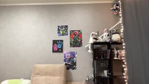 twinkiedoll online show from October 23, 7:45 pm